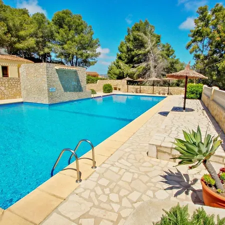 Apartment David - With Pool In